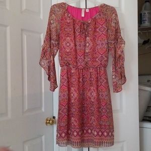 Flare sleeve dress